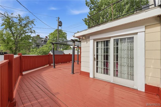 121 Tacoma Avenue, Buffalo, NY 14216
