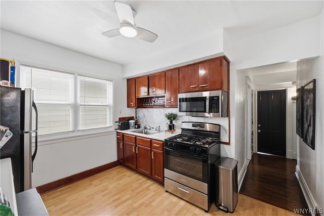 121 Tacoma Avenue, Buffalo, NY 14216