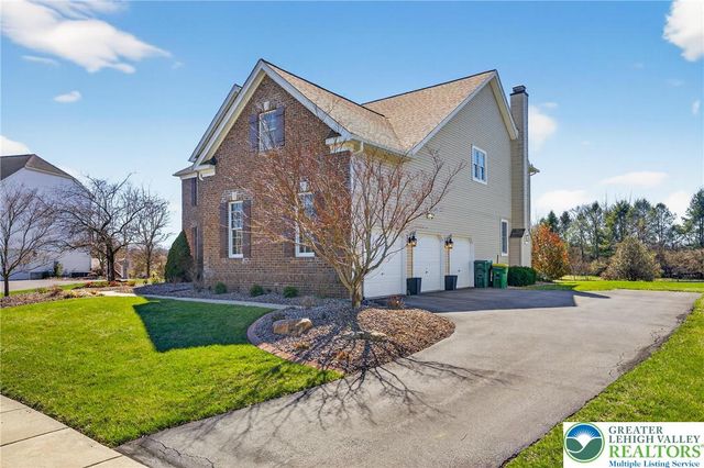 7505 Cedar Road, Lower Macungie Twp, PA 18062