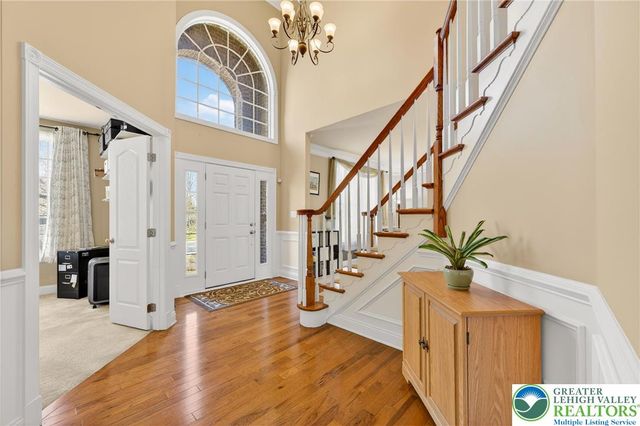 7505 Cedar Road, Lower Macungie Twp, PA 18062