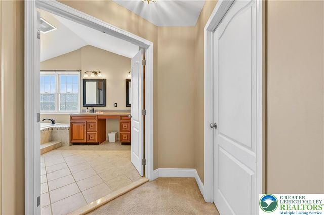 7505 Cedar Road, Lower Macungie Twp, PA 18062