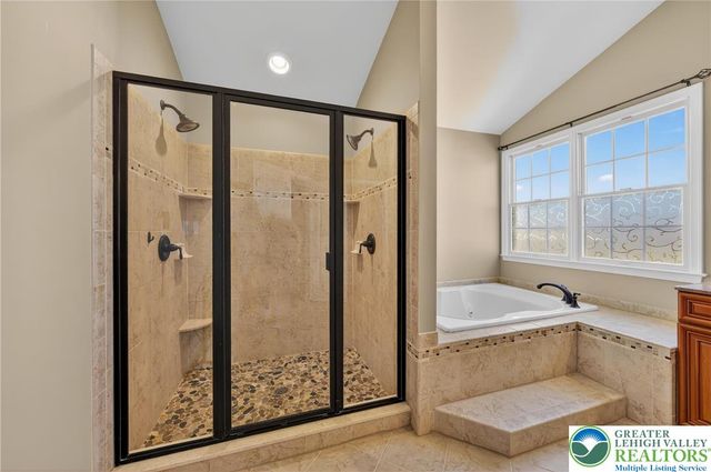 7505 Cedar Road, Lower Macungie Twp, PA 18062