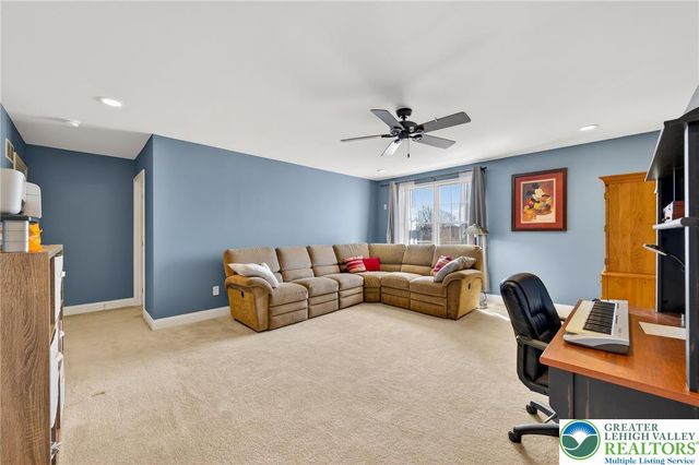 7505 Cedar Road, Lower Macungie Twp, PA 18062