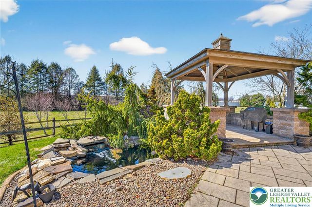 7505 Cedar Road, Lower Macungie Twp, PA 18062