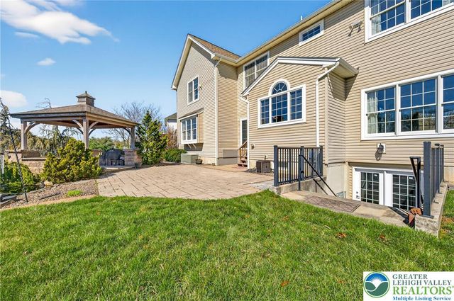 7505 Cedar Road, Lower Macungie Twp, PA 18062