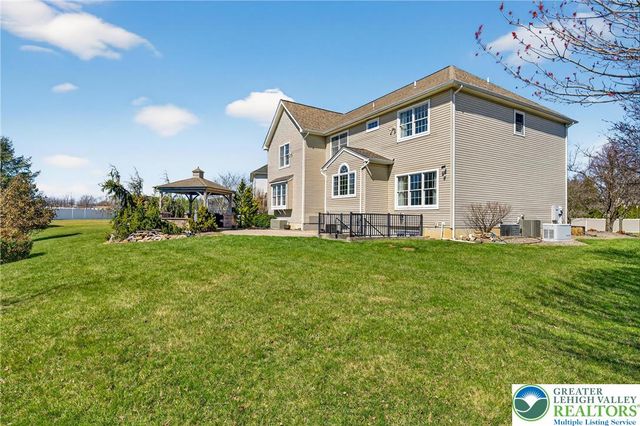 7505 Cedar Road, Lower Macungie Twp, PA 18062