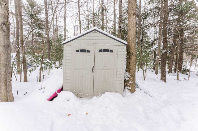 2937 Artist Avenue, Green Lake Twp, MI 49643