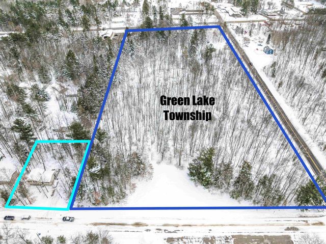 2937 Artist Avenue, Green Lake Twp, MI 49643