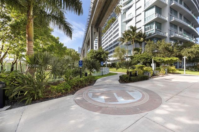 92 SW 3rd Street 3901, Miami, FL 33130