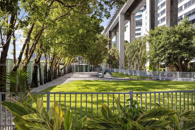 92 SW 3rd Street 3901, Miami, FL 33130