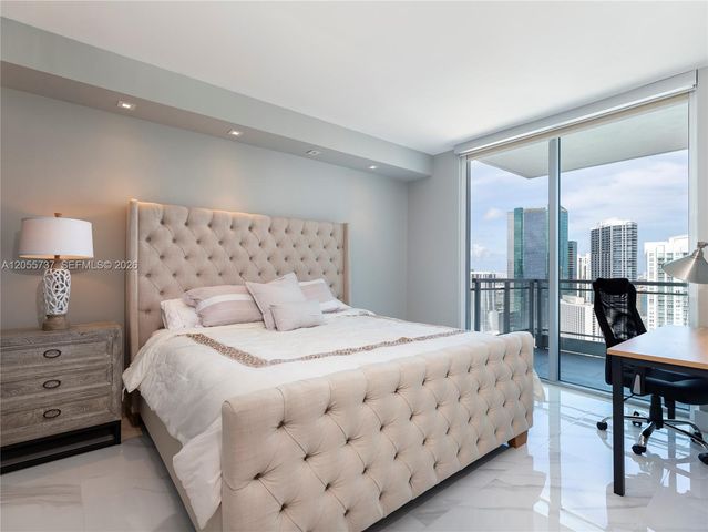 92 SW 3rd Street 3901, Miami, FL 33130