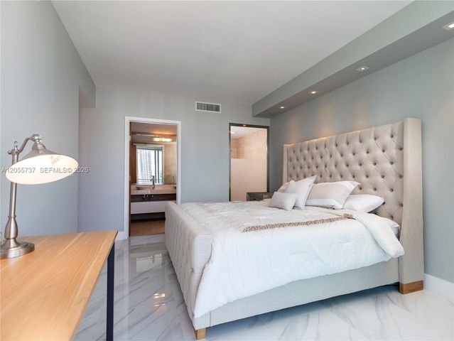 92 SW 3rd Street 3901, Miami, FL 33130
