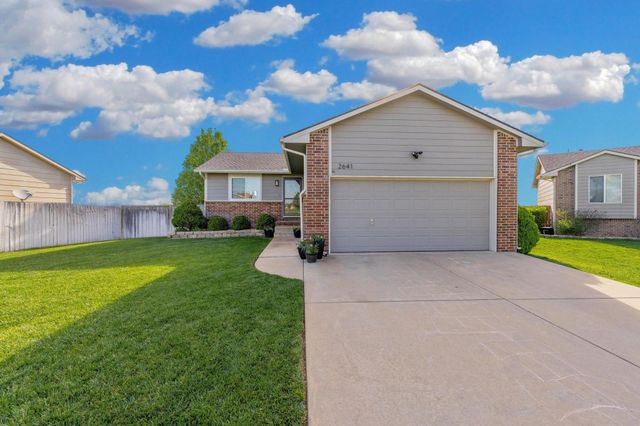 2641 E Spring Hill Ct, Goddard, KS 67052
