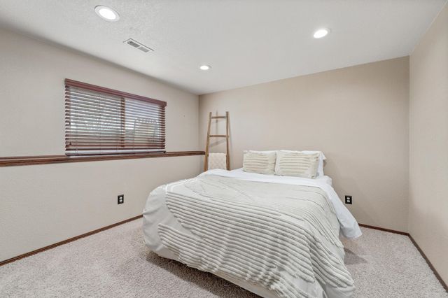 2641 E Spring Hill Ct, Goddard, KS 67052