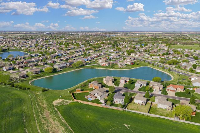 2641 E Spring Hill Ct, Goddard, KS 67052