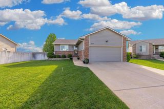 2641 E Spring Hill Ct, Goddard, KS 67052
