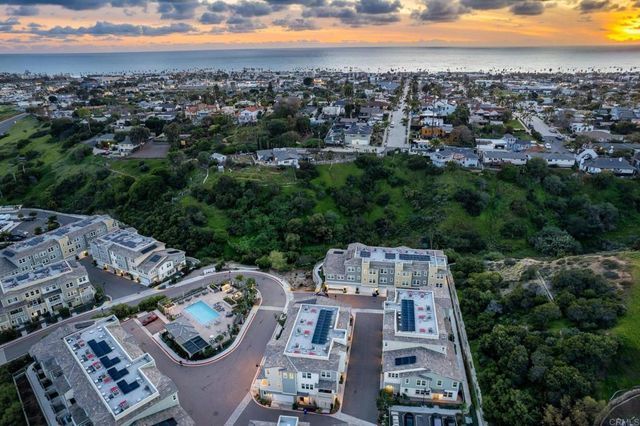 1115 Sea Glass Way, Oceanside, CA 92054