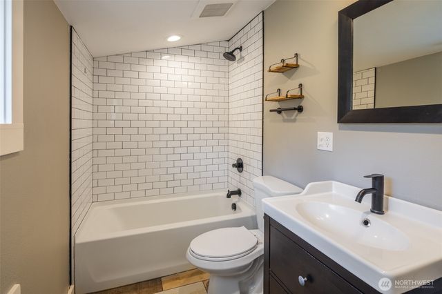 308 S 1st Street, Roslyn, WA 98941