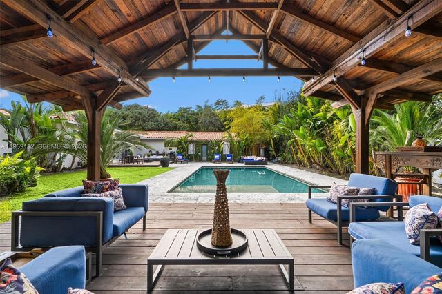 575 Hibiscus Ln, Miami, FL 33137