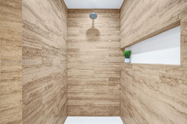 575 Hibiscus Ln, Miami, FL 33137