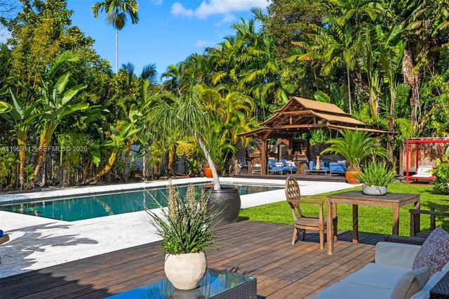 575 Hibiscus Ln, Miami, FL 33137