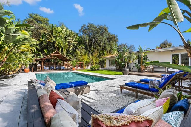 575 Hibiscus Ln, Miami, FL 33137