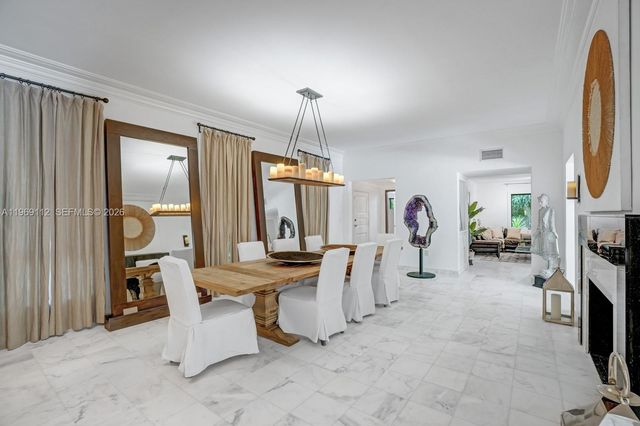 575 Hibiscus Ln, Miami, FL 33137