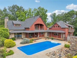 150 Henderson Farm Drive, Woodstock, GA 30188