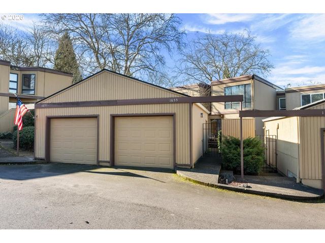 1655 Nw LAKEWAY Ln, Beaverton, OR 97006
