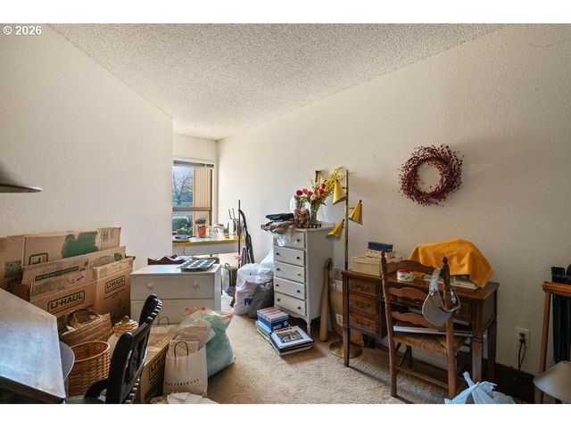 1655 Nw LAKEWAY Ln, Beaverton, OR 97006