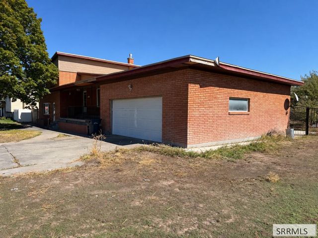 1235 Terry Drive, Idaho Falls, ID 83404