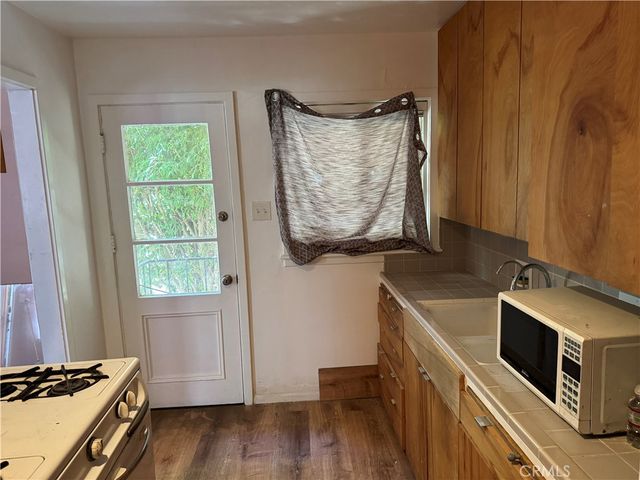 1118 15th St., Santa Monica, CA 90403