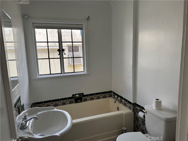 1118 15th St., Santa Monica, CA 90403