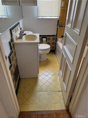 1118 15th St., Santa Monica, CA 90403