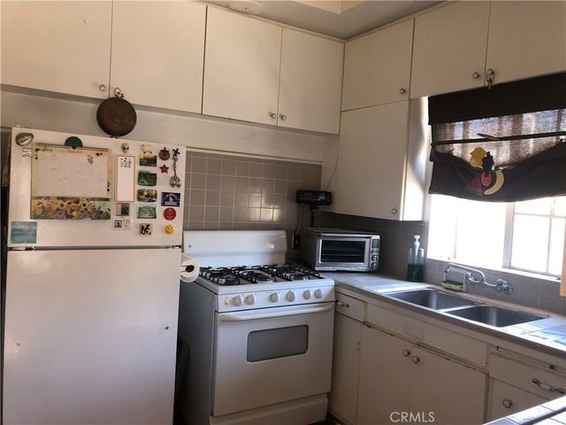 1118 15th St., Santa Monica, CA 90403