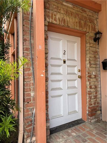 1118 15th St., Santa Monica, CA 90403