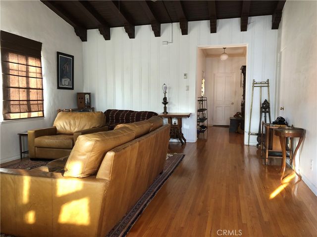 1118 15th St., Santa Monica, CA 90403