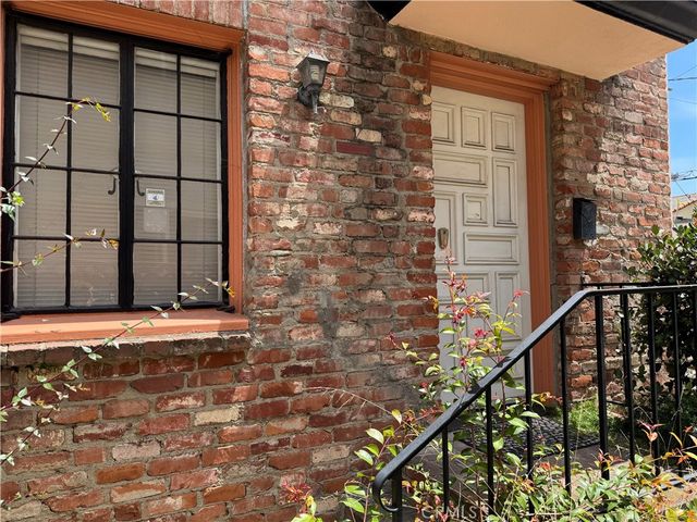 1118 15th St., Santa Monica, CA 90403