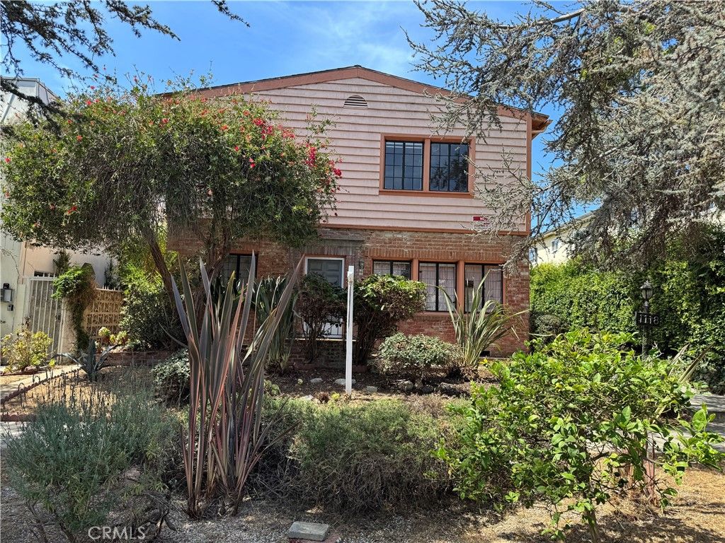 1118 15th St., Santa Monica, CA 90403