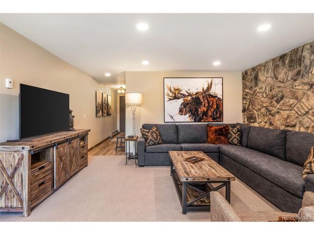 160 E La Bonte B-102, Dillon, CO 80435