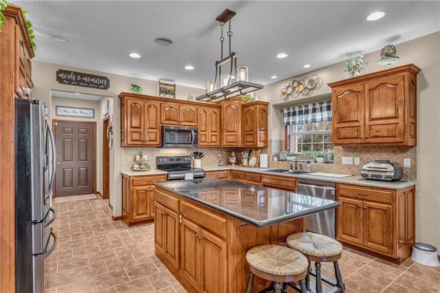 104 W 18th Street, Eudora, KS 66025