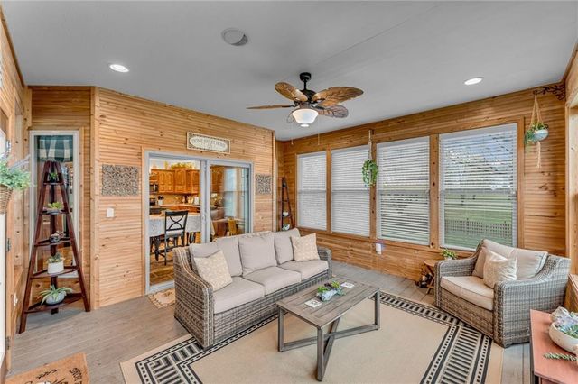 104 W 18th Street, Eudora, KS 66025