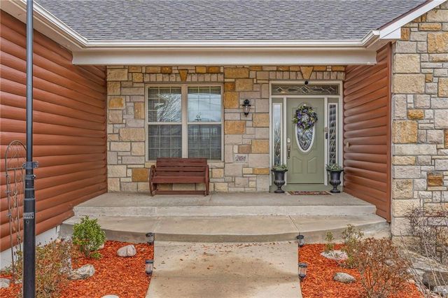 104 W 18th Street, Eudora, KS 66025