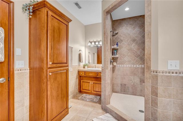 104 W 18th Street, Eudora, KS 66025