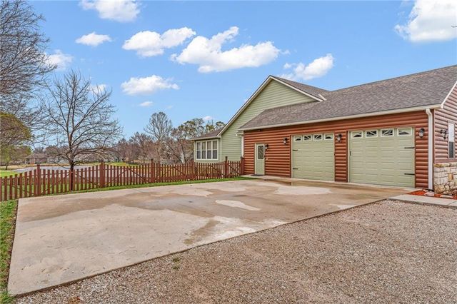 104 W 18th Street, Eudora, KS 66025