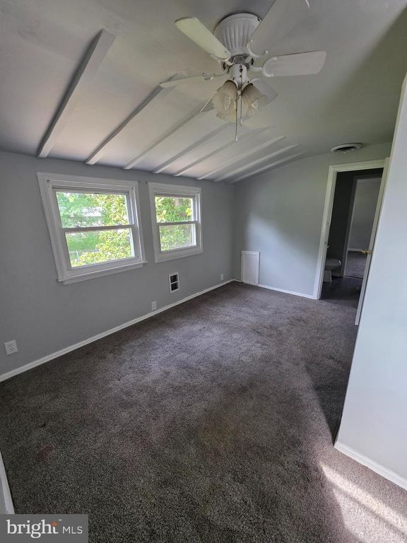 Image 19 of property listing at 4718 68TH AVE, Hyattsville, MD 20784