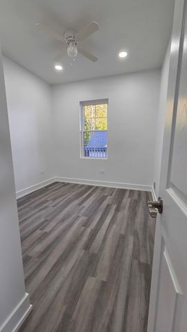 859 John Street, Bensenville, IL 60106