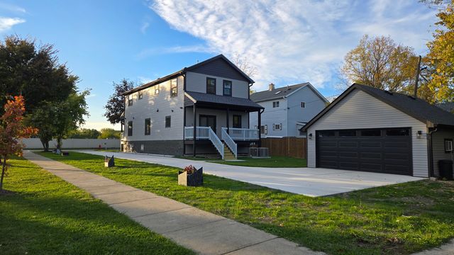 859 John Street, Bensenville, IL 60106