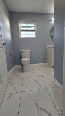 859 John Street, Bensenville, IL 60106