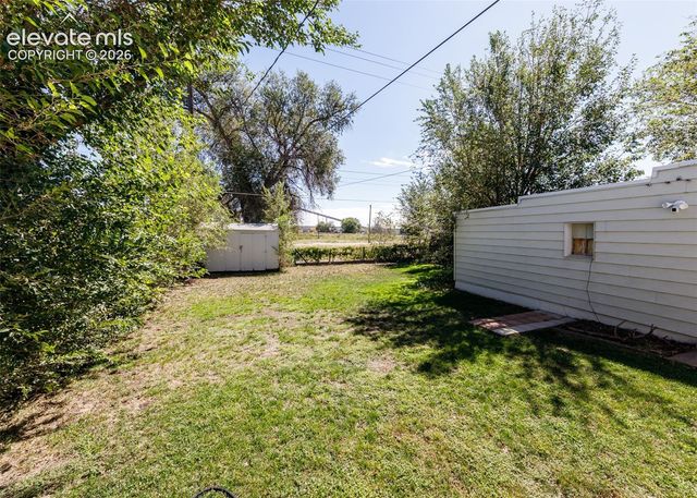 2132 E Routt Avenue, Pueblo, CO 81004